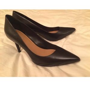 Calvin Klein  Gayle size 6